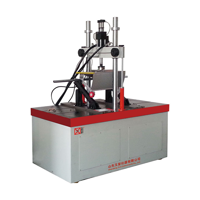 Dynamic and static fatigue testing machine for steps and pallets of escalator and moving walks 
